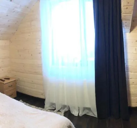 Hotel опришок *