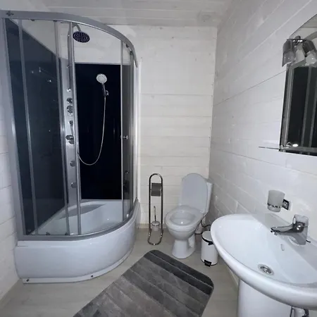 опришок Hotel Palyanytsya