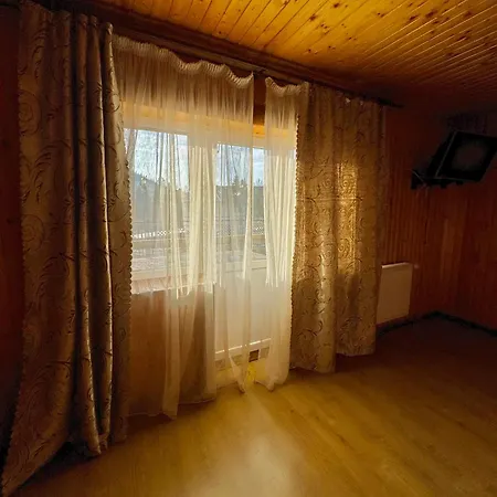 опришок Palyanytsya